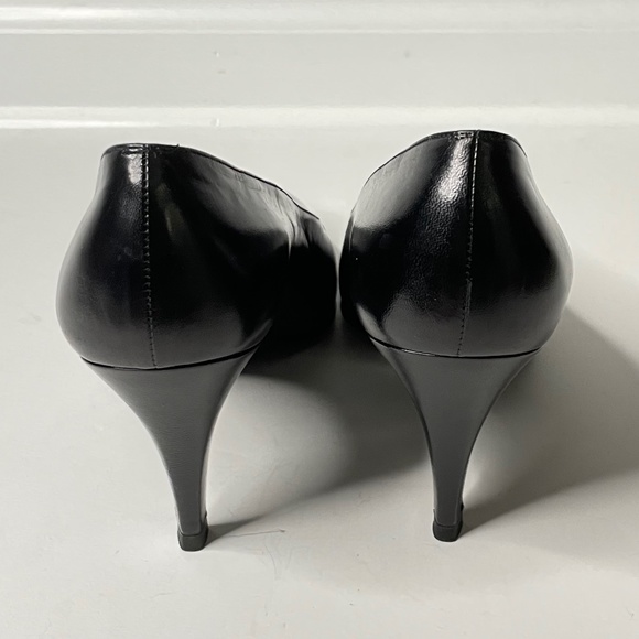 Vintage Chanel Black Leather Vernis Cap Toe Heels NWB 36.5 Italy - Picture 7 of 11